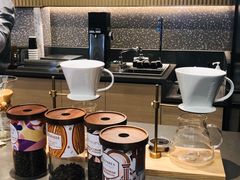 -星巴克臻选(上海合生汇1F店)