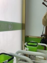 -苗医生专业祛痘·皮肤管理