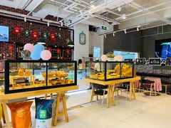 面包甜点陈列柜-熊叔熊婶面包房(团结湖店)