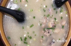 Tofu Pig's Hoof Soup