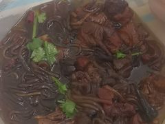 -老码头黑皮肘子锅包肉(赣水路店)