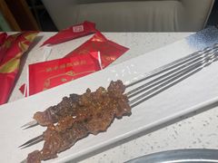 -三人行骨头王火锅(长寿店)
