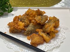 -榕树下海鲜馆(坪山路店)