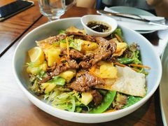 夏威夷风味鸡肉薄脆沙拉-bluefrog蓝蛙(水游城店)