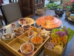-菌自由丨野生菌火锅特色庭院餐厅(丽江古城店)
