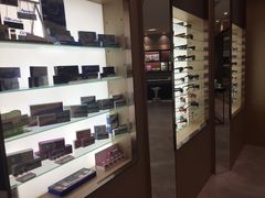 -吴良材眼镜(美罗城店)
