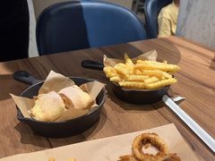 -必胜客(万达百货店)