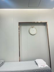 -苗方清颜专业祛痘·皮肤管理