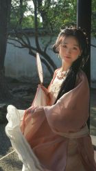 -一揽芳华汉服旗袍体验馆(拙政园店)