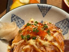 火焰三文鱼熔岩饭-水之惠鲜鱼料理(王府大街店)