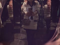 -穹六人间 people 6(岳阳路店)