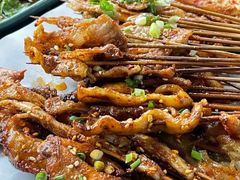 小唯怡-林二哥宜烤官·宜宾小烧烤