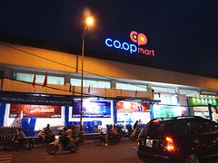 -Co.opmart (Cong Quynh)