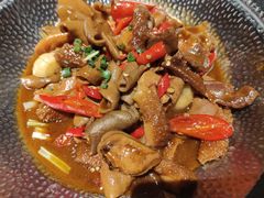 -千百味红餐厅·江西菜(绿地双子塔店)