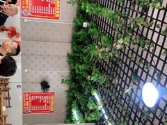 -一品红烧鸭特色川菜(三岔湖店)