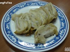 牛肉锅贴_3元/两(6个)*2-回回锅贴(小河沿店)