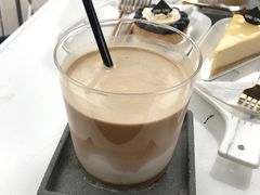 -UNI UNI(环亚凯瑟琳店)