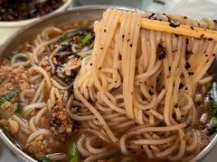 -正宗杨记普洱酸醋米线(总店)