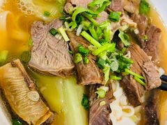 牛腩汤河粉-莲塘味宝园牛杂(天越翔园店)