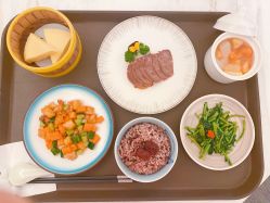 -玥奢国际母婴护理中心(滨江宝龙店)