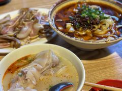 -雷祖芳老妈蹄花店