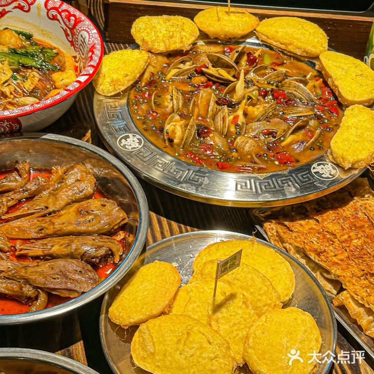 终于在西安吃到了心心念念的破店烧烤！