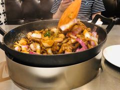 -胡须佬鸡煲四季火锅店(石厦西村直营店)