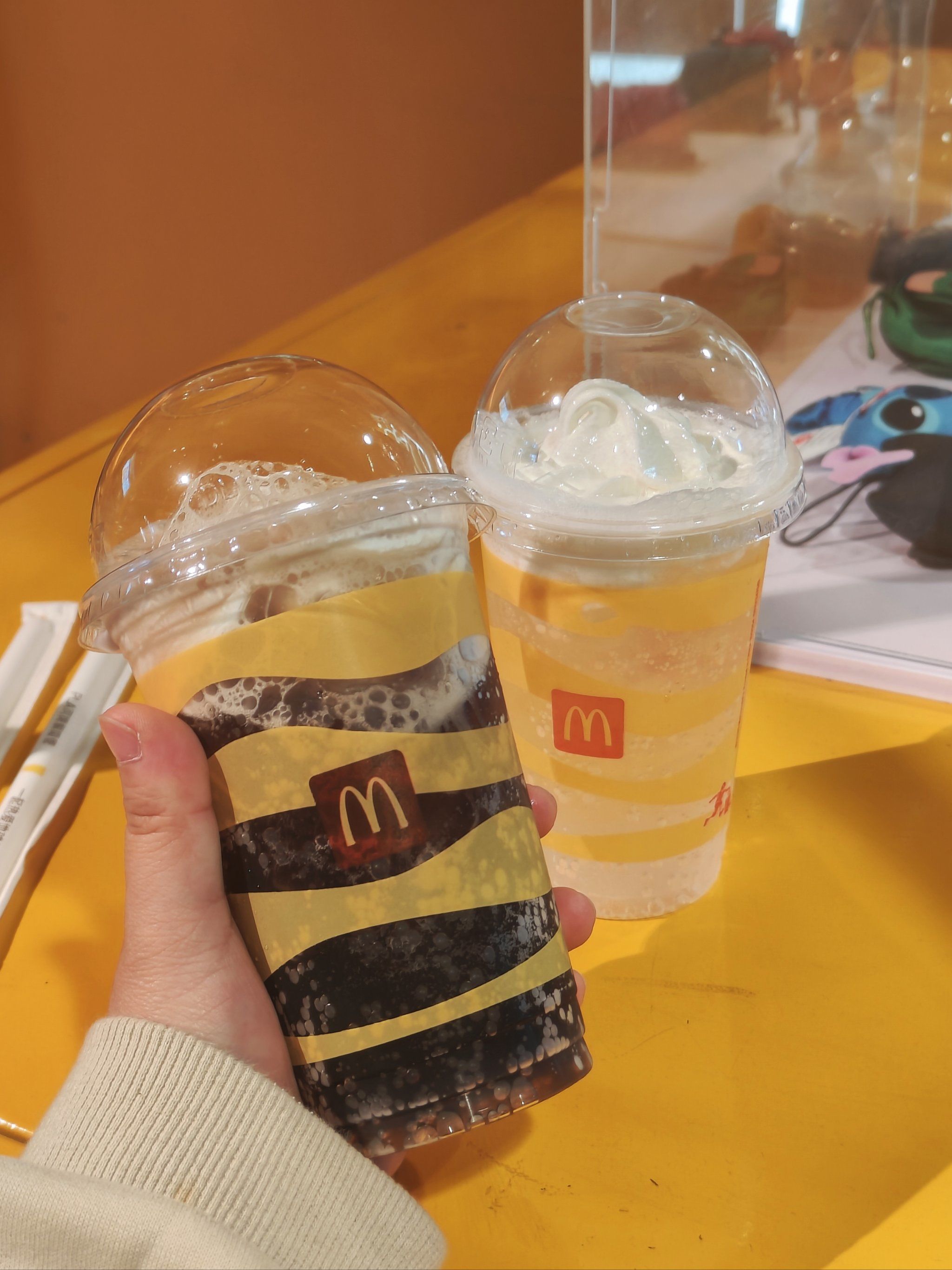 可乐和冰淇淋是什么搭配啊