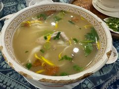 -桥香园云南过桥米线(金马碧鸡店)