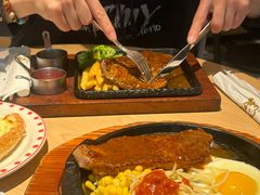 -菲滋意式餐厅(富阳东方茂店)