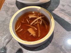 -莱莱小笼·乔艾