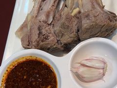 手抓羊肉半斤-贯贯吉·清真餐厅(浙江中路店)