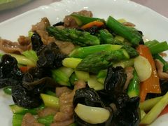 -东馆和天下特色餐饮(工农店)