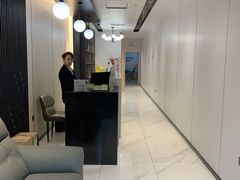 -鹏城丽景酒店(华强北红岭地铁站店)