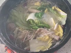 -墨脱石锅椰子鸡•海鲜糟粕醋(榆亚路店)