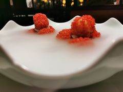 杨梅鳕鱼球-柳莺湖上·湖景餐厅·江南菜(西湖店)
