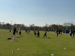 -Riverside河畔少儿足球培训(前滩店)