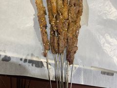 -三个大叔烤羊肉串·歌手驻唱·碳烤鲜肉(西三旗店)