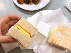 鮮油奶多-华嫂冰室(尖沙咀店)