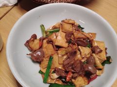 -关东小磨东北菜(上海长风大悦城店)