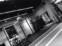 -Freedom Fitness私教健身俱乐部(徐虹北路店)