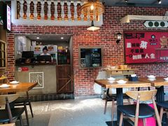 大堂-炉小二铜锅牛蛙•川湘菜(三里屯店)