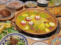 -洱火云南酸菜牛肉火锅(石景山当代商城店)