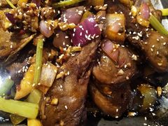 -炉小二铜锅牛蛙•川湘菜(三里屯店)