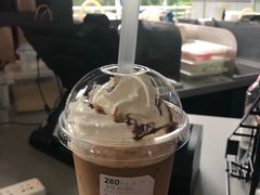陨石拿铁-瑞幸咖啡(同聚远景店)