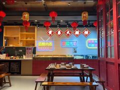 -黄弟大排档·湖南菜·小龙虾·小海鲜(凯旋北路店)