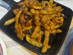 压锅黄金勾-孙家外婆•长春地标美食新名片(红旗街万达店)