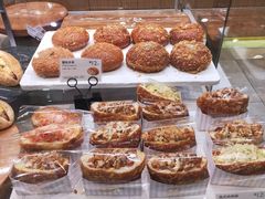 -巴黎贝甜(华堂新辰汇店)