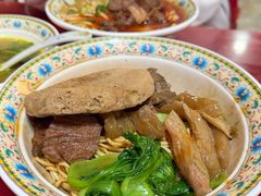 -金杨拉面王小吃面馆·牛三宝面·红烧牛肉粉