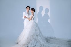 -雪中彩影婚纱摄影·微光艺术中心